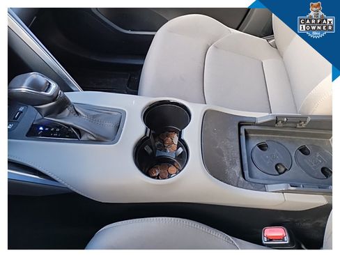 Used 2023 Toyota Venza LE image 20