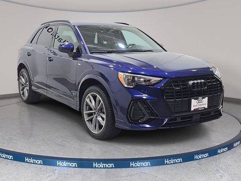 Used 2021 Audi Q3 2.0T Premium w/ Convenience Package AWD/4WD image 4
