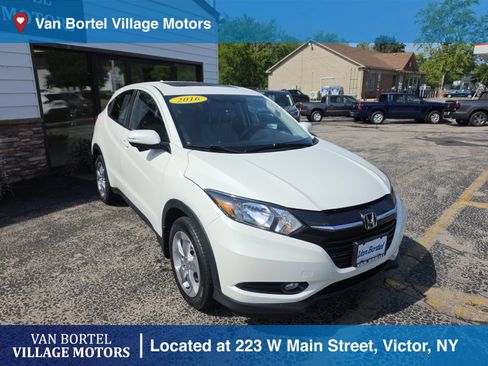 Used 2016 Honda HR-V EX image 3