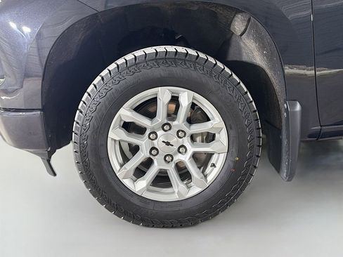 Used 2023 Chevrolet Silverado 1500 RST AWD/4WD image 35