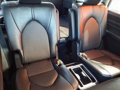 Used 2025 Toyota Grand Highlander AWD image 21