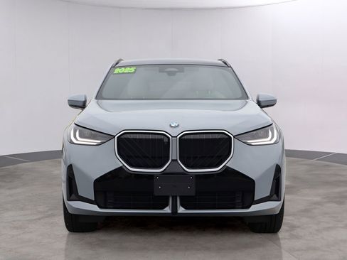 Used 2025 BMW X3 xDrive30i AWD/4WD image 2