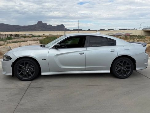 Used 2023 Dodge Charger R/T w/ Blacktop Package RWD image 5