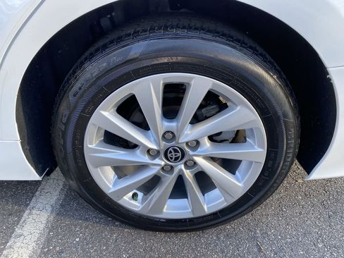 Used 2023 Toyota Camry LE image 18