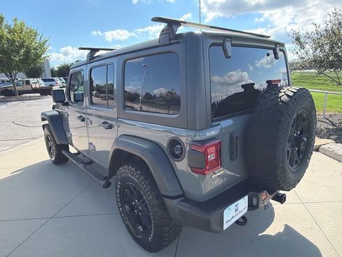Used 2021 Jeep Wrangler Unlimited Sport AWD/4WD image 17