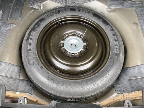 Used 2012 Ford Fusion SE image 27