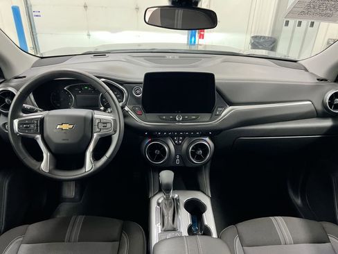 Used 2025 Chevrolet Blazer LT image 10