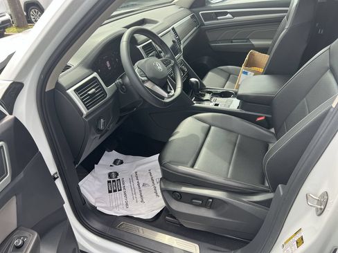 Used 2023 Volkswagen Atlas SE FWD image 16