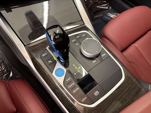 Certified 2023 BMW i4 eDrive40 w/ M Sport Package RWD image 17