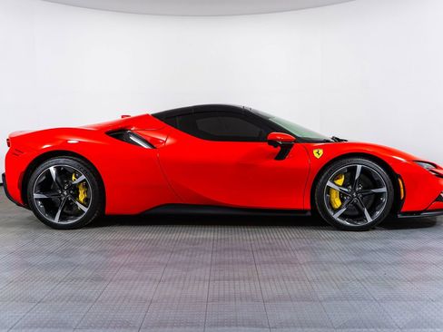 Certified 2024 Ferrari SF90 Spider image 33