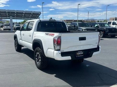 Used 2023 Toyota Tacoma TRD Off-Road w/ Technology Package AWD/4WD image 22