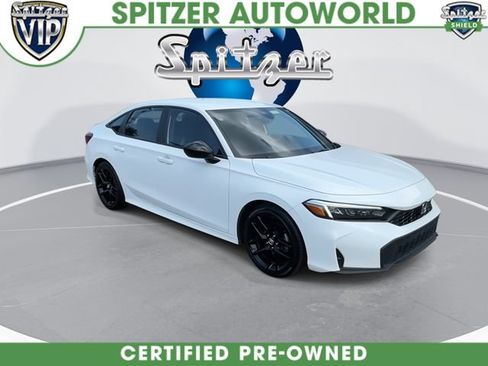 Used 2025 Honda Civic Sport image 2