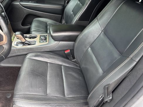 Used 2017 Jeep Grand Cherokee Limited AWD/4WD image 16