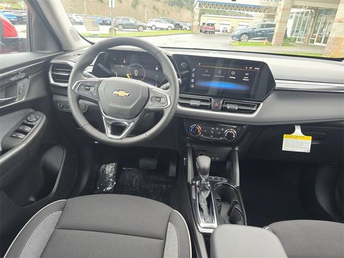New 2026 Chevrolet TrailBlazer LT w/ LT Cold Weather Package image 14