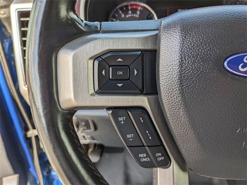 Used 2022 Ford F450 Platinum w/ FX4 Off-Road Package image 31