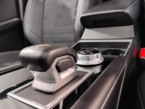 Used 2023 Mitsubishi Outlander SE image 56