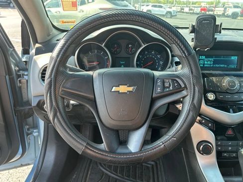 Used 2011 Chevrolet Cruze LS w/ Connectivity Package FWD image 17
