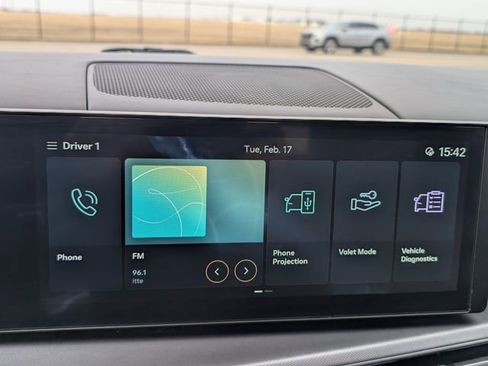 Used 2024 Hyundai Santa Fe SEL image 16