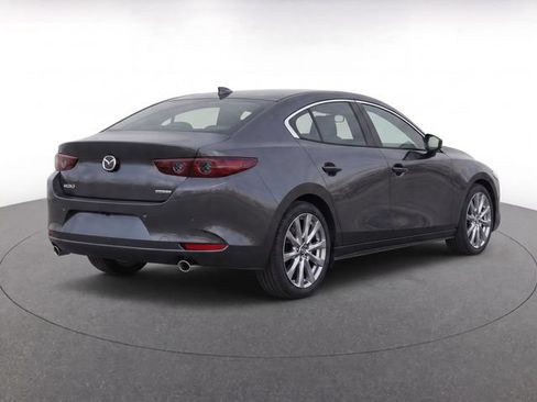 Used 2020 MAZDA MAZDA3 Sedan w/ Preferred Package FWD image 2