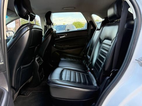 Used 2019 Ford Edge SEL w/ Equipment Group 201A FWD image 43