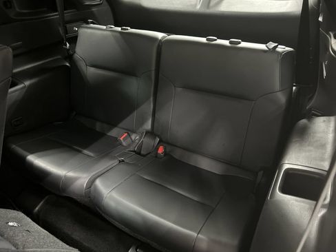 Used 2023 Mitsubishi Outlander SE AWD/4WD image 21