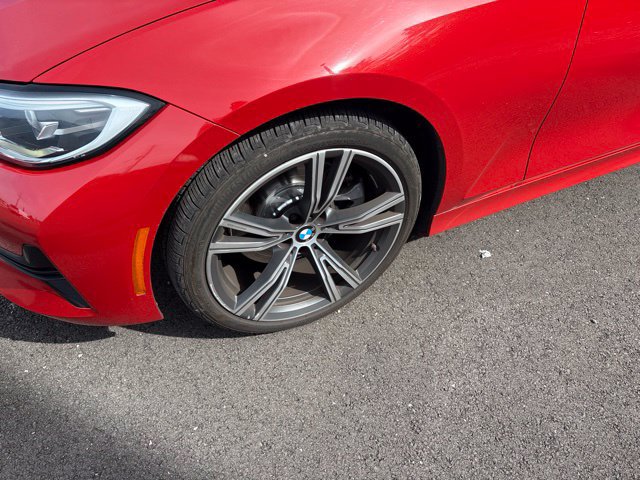Used 2020 BMW 330i Sedan w/ Premium Package RWD image 4