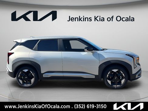 New 2027 Kia Seltos EX FWD image 2