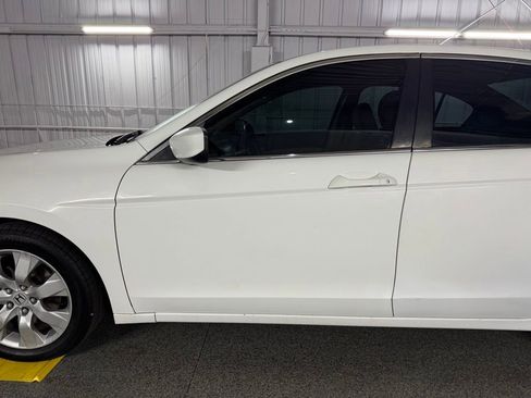 Used 2009 Honda Accord EX image 18