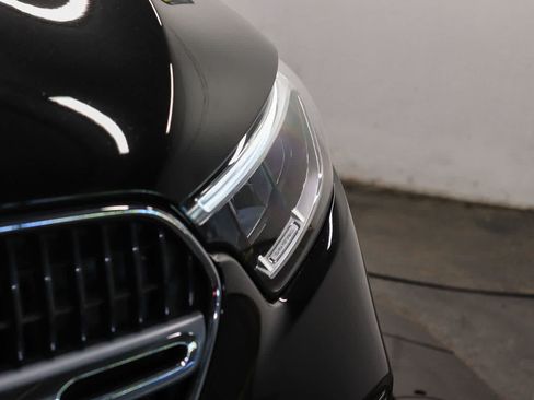 Used 2023 Mercedes-Benz GLC 300 4MATIC image 7