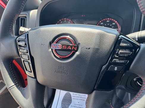 Used 2025 Nissan Frontier PRO-4X image 27