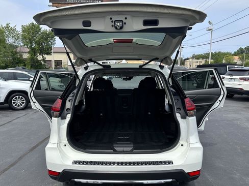 Used 2019 Nissan Rogue S w/ Special Edition Package AWD/4WD image 34
