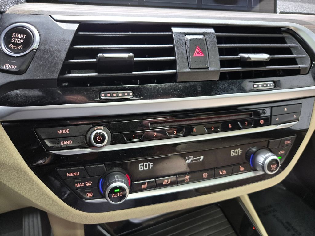 Used 2018 BMW X3 xDrive30i AWD/4WD image 26