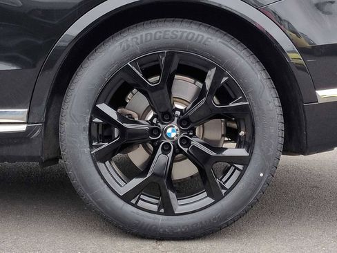 Certified 2023 BMW X7 xDrive40i w/ Executive Package image 14