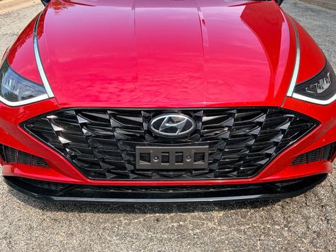 Used 2020 Hyundai Sonata SEL w/ Convenience + Sunroof Package FWD image 17