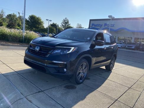 Used 2022 Honda Pilot Sport image 4