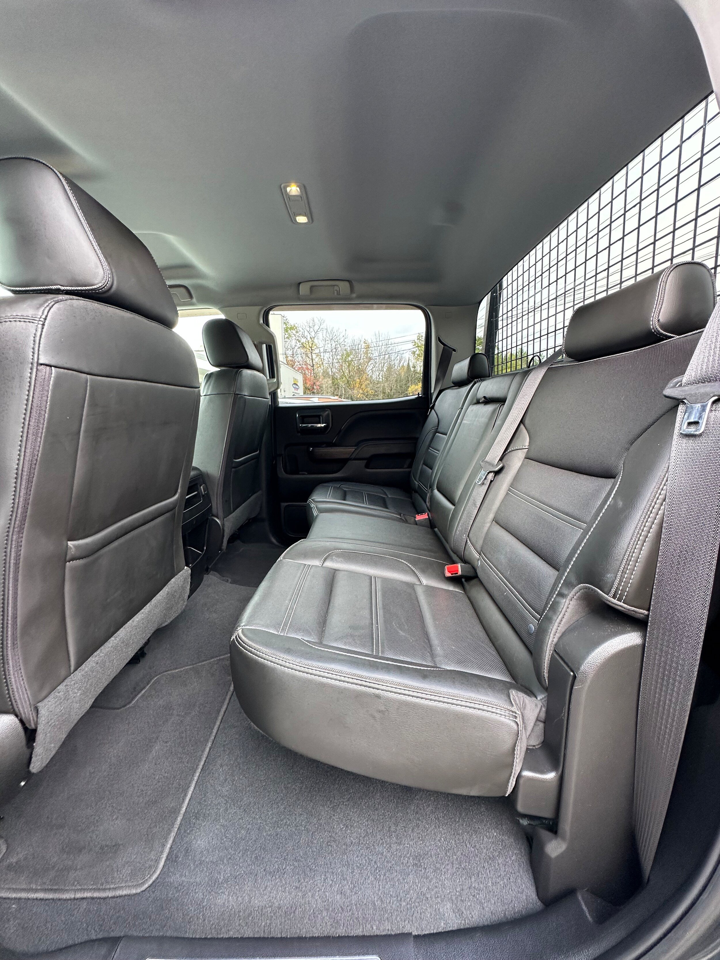 Used 2019 GMC Sierra 3500 Denali w/ Duramax Plus Package AWD/4WD image 22