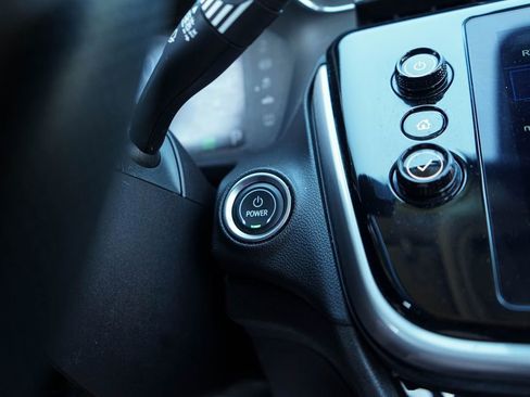 Used 2023 Chevrolet Bolt EUV LT image 22