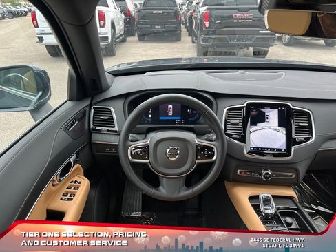 Used 2025 Volvo XC90 T8 Ultra w/ Protection Package Premier image 14