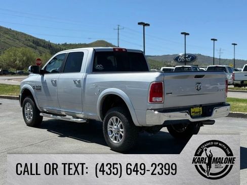 Used 2018 RAM 3500 Laramie w/ Convenience Group AWD/4WD image 3
