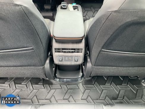 Used 2023 Nissan Ariya AWD image 35