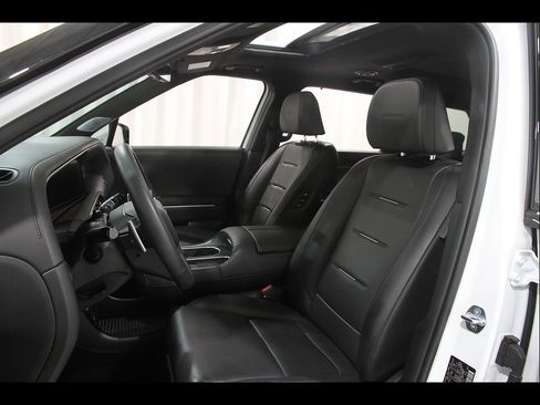 Certified 2026 Hyundai Palisade Calligraphy AWD/4WD image 5