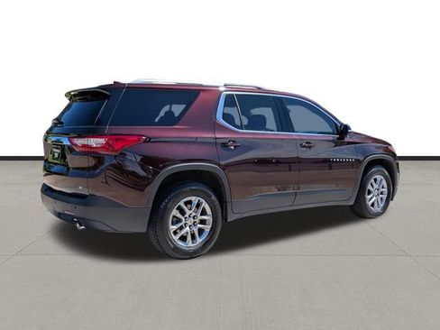 Used 2018 Chevrolet Traverse LT image 5
