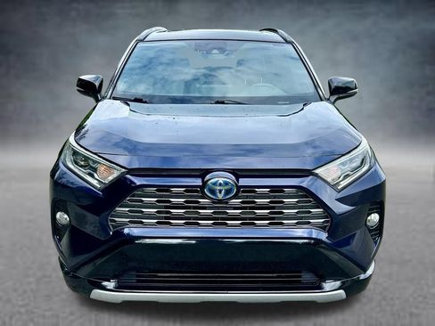 Used 2020 Toyota RAV4 XSE w/ XSE Grade Weather Package AWD/4WD image 2