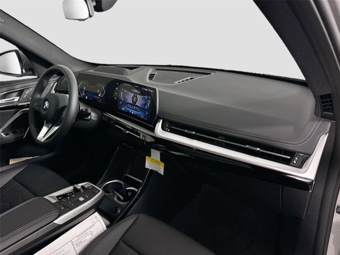 New 2026 BMW X1 xDrive28i w/ Technology Package AWD/4WD image 57