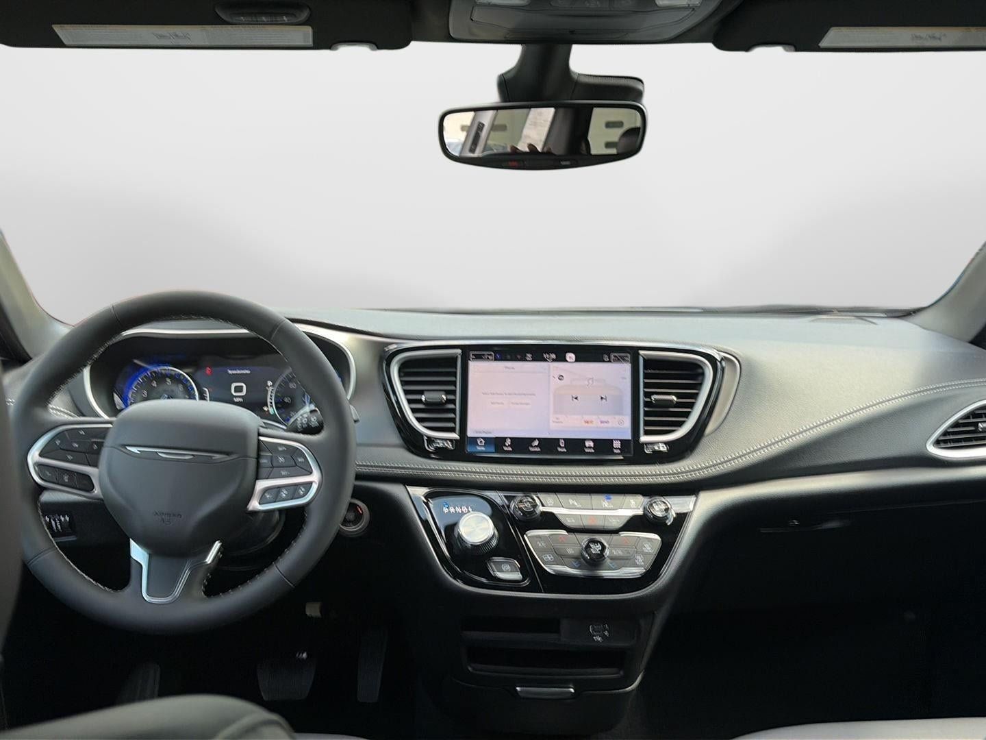 New 2027 Chrysler Pacifica Select AWD/4WD image 39