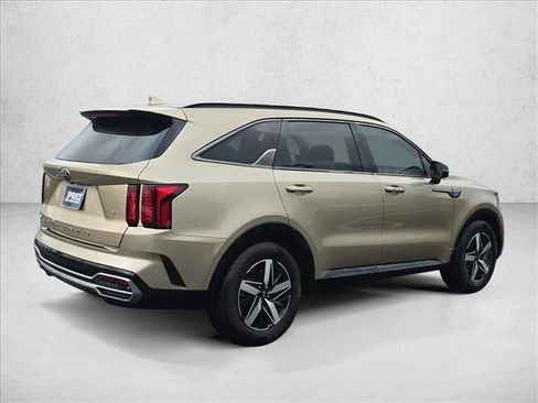 Used 2021 Kia Sorento S image 5