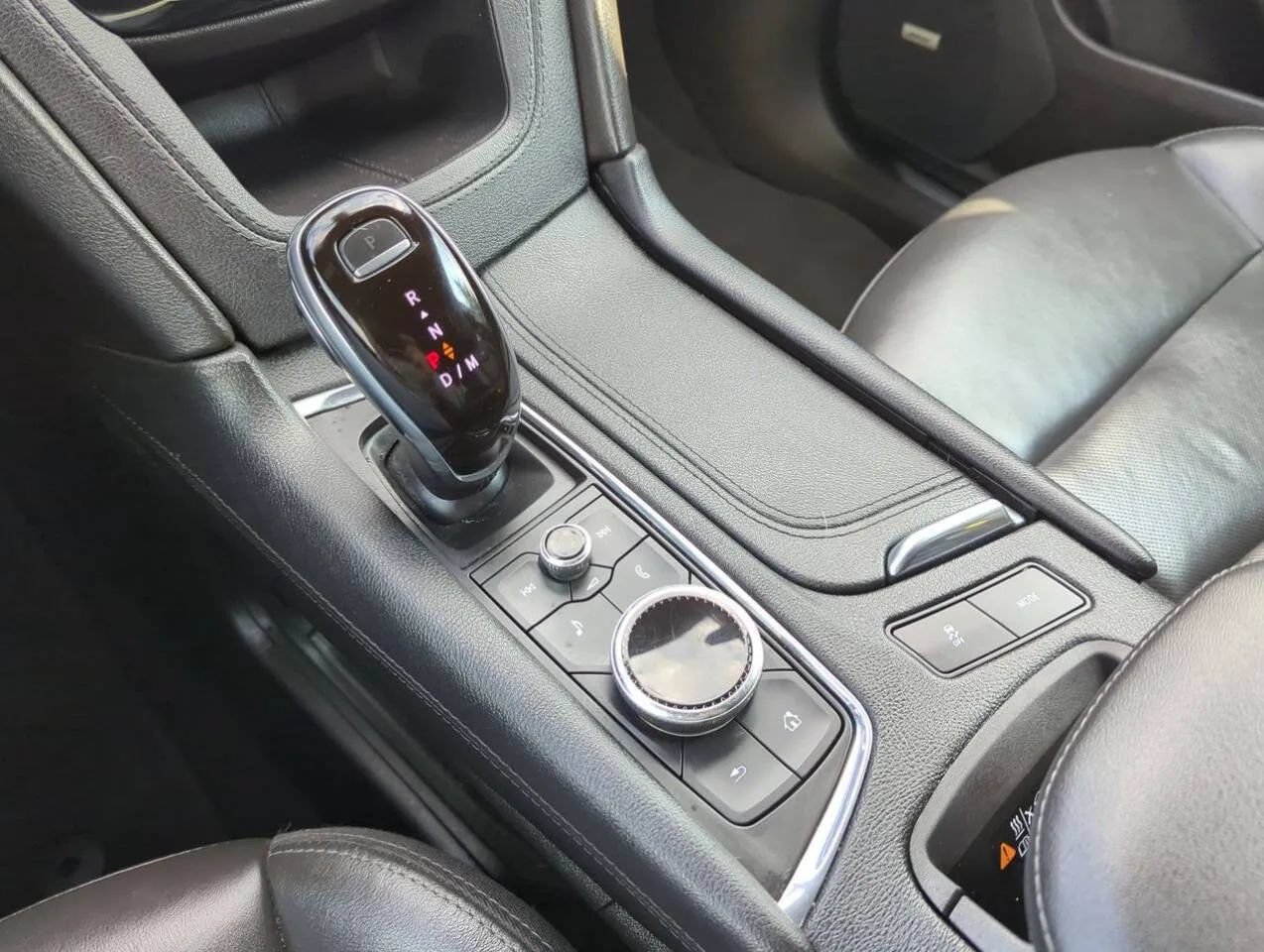 Used 2020 Cadillac XT5 Premium Luxury w/ LPO, Floor Liner Package FWD image 18