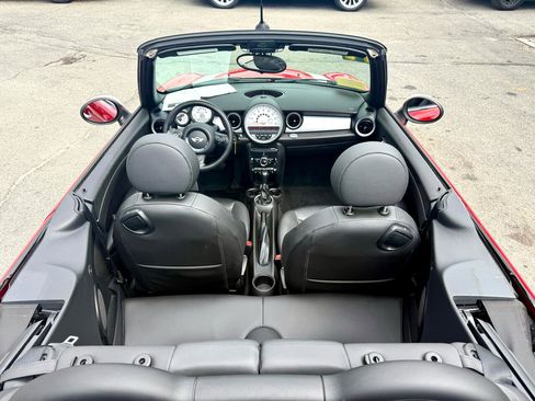 Used 2014 MINI Cooper Convertible image 18