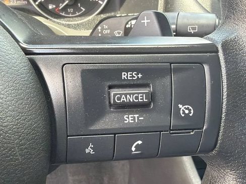 Used 2023 Nissan Rogue S FWD image 25