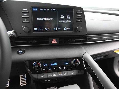 New 2026 Hyundai Elantra SEL Sport Premium FWD image 19